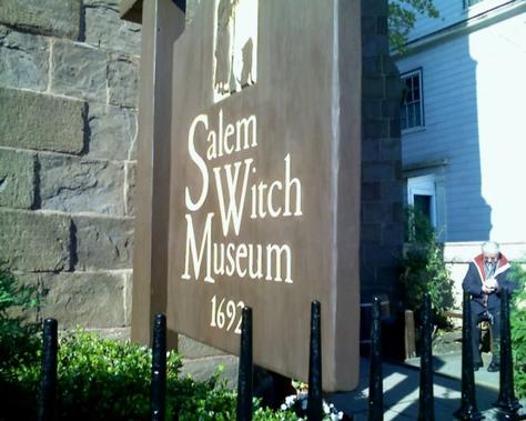 Salem-Witch-Museum-Tour